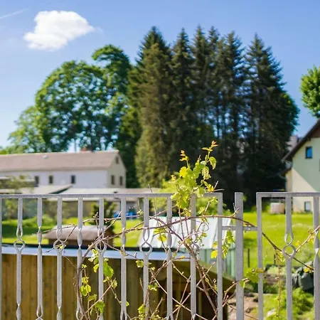 Ferienwohnung Hager Apartamento Schneeberg (Saxony)